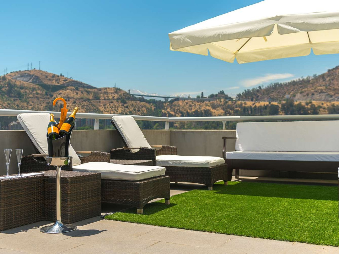 Radisson Ciudad Empresarial Santiago主图