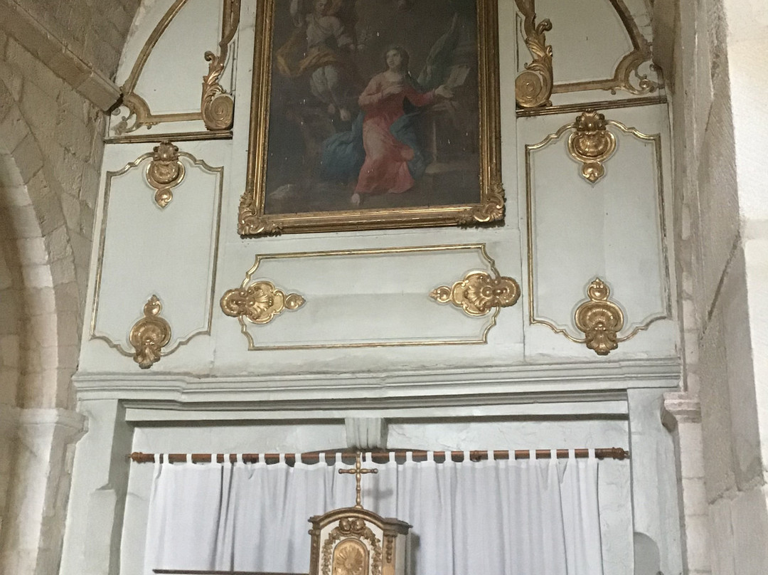 Eglise Saint-Michel-Roussillon必去景点