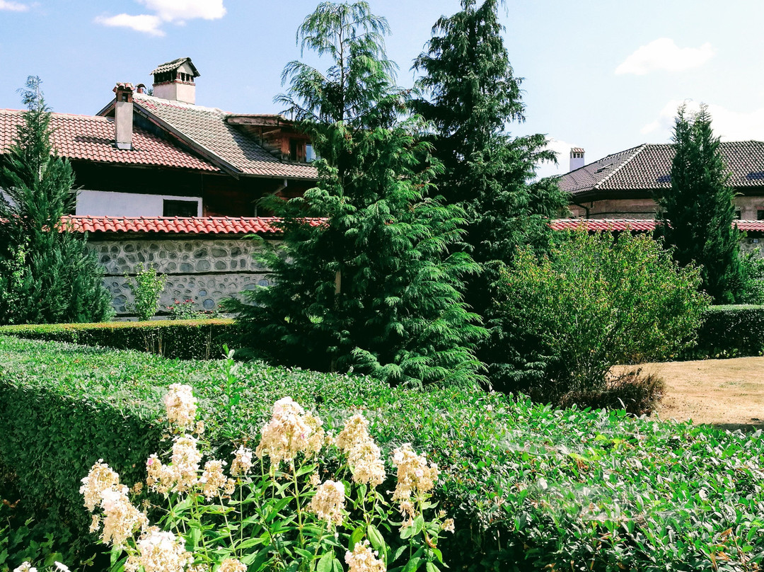 Holy Trinity Church-班斯克必去景点