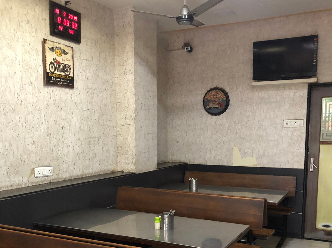 Hotel Kunal & Restaurant主图