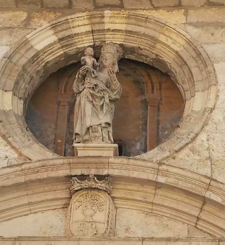Ex Colegiata de Santa María la Mayor景点图片