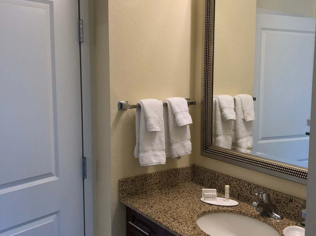 卡马里奥ResidenceInn酒店主图