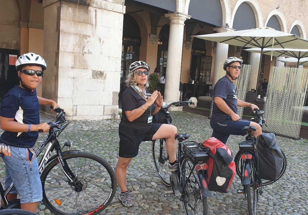 eGOeBIKE  Bike Rental&Tour景点图片