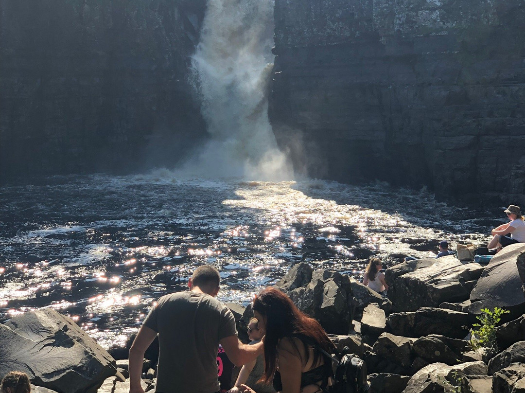 High Force Waterfall景点图片