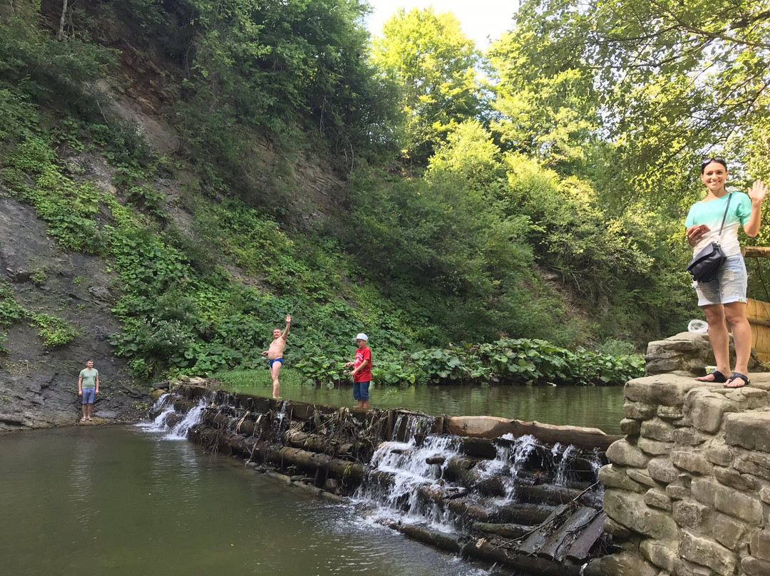 Bahna旅游景点-Trout Farm Eco-Trout