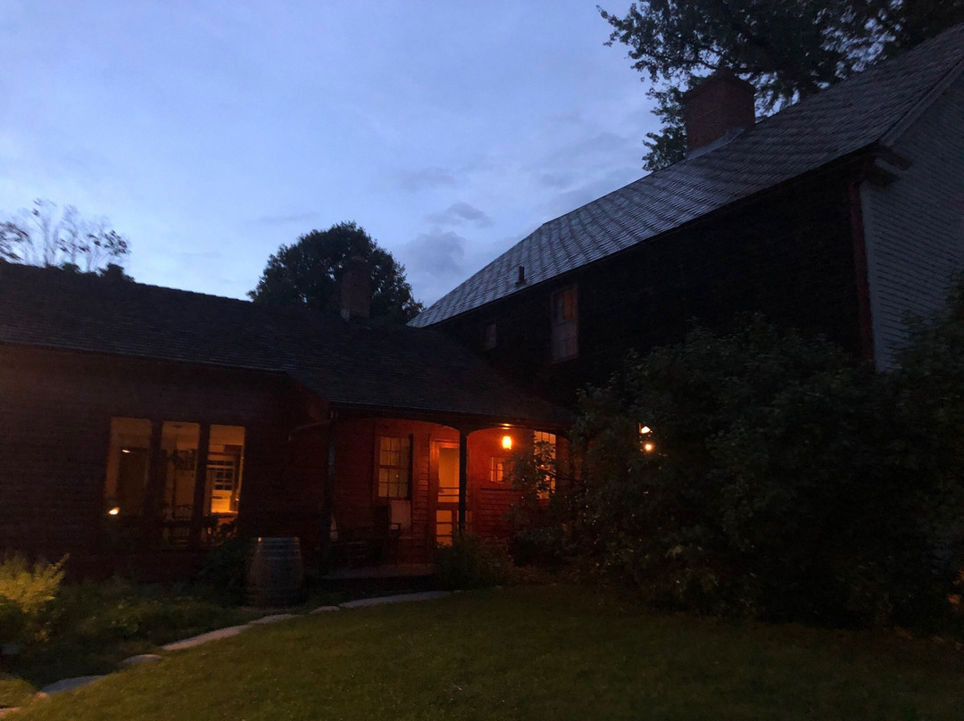 River Bend Farm主图