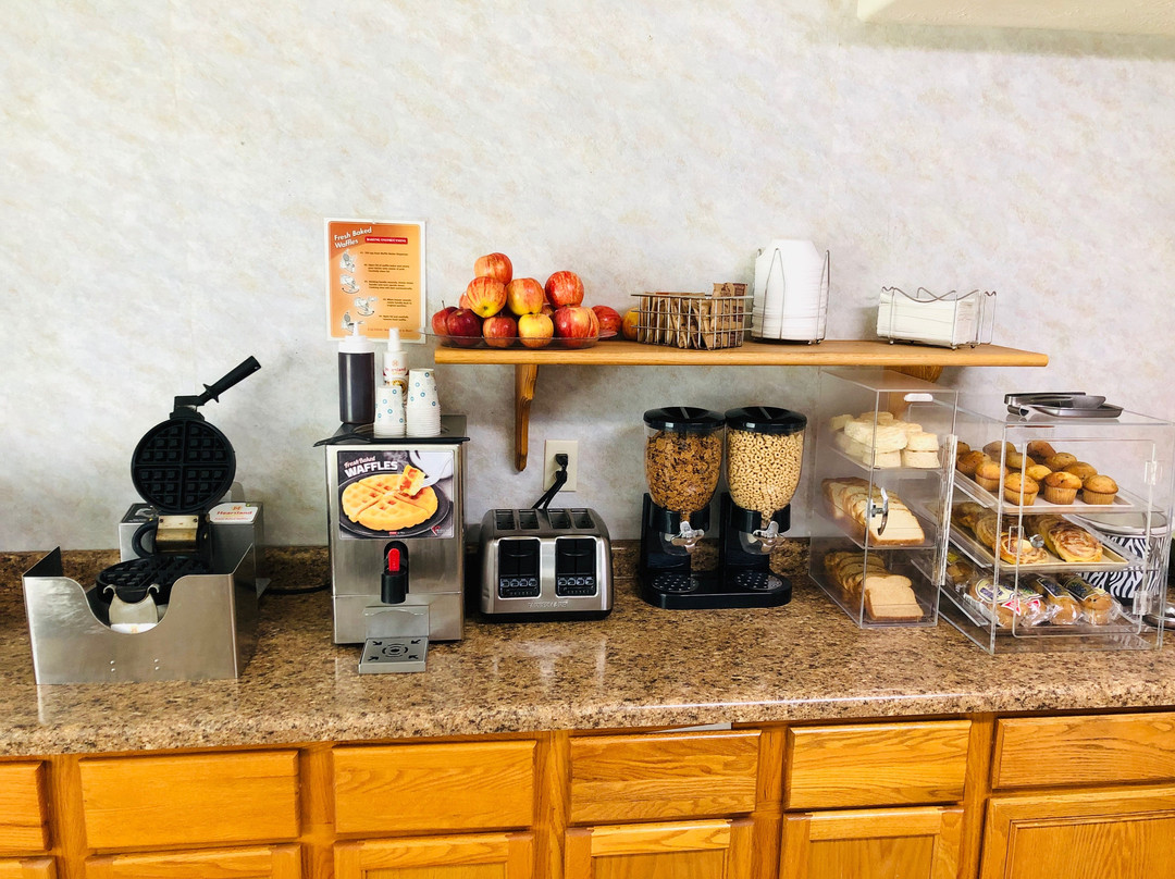 Victorian Inn North Columbus主图