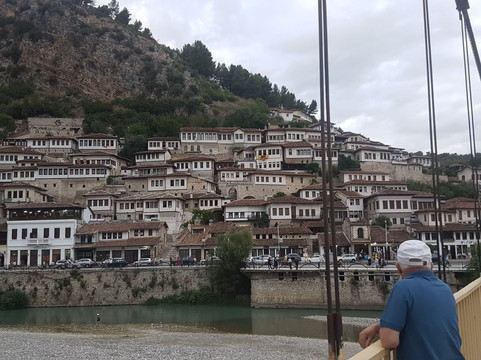 Berat Backpackers Hostel主图