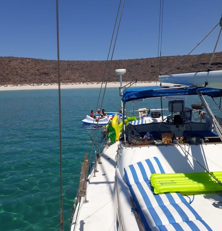 Dream Chaser Charter-拉巴斯必去景点