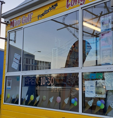 Footbridge Mini Golf, Icecream & Lolly Shop-莱克斯恩特伦斯必去景点