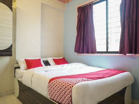 12501 Hotel Krishna Palace主图