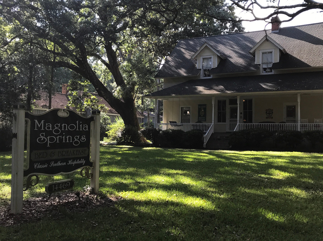 Magnolia Springs Bed & Breakfast主图