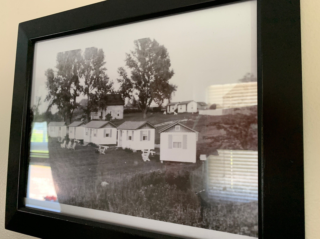 Rock Ledge Motel主图