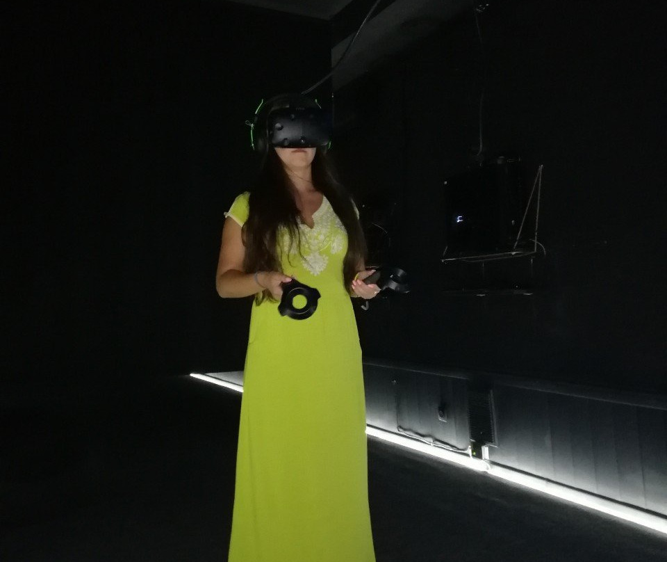 CUBE - Virtual Reality Club景点图片