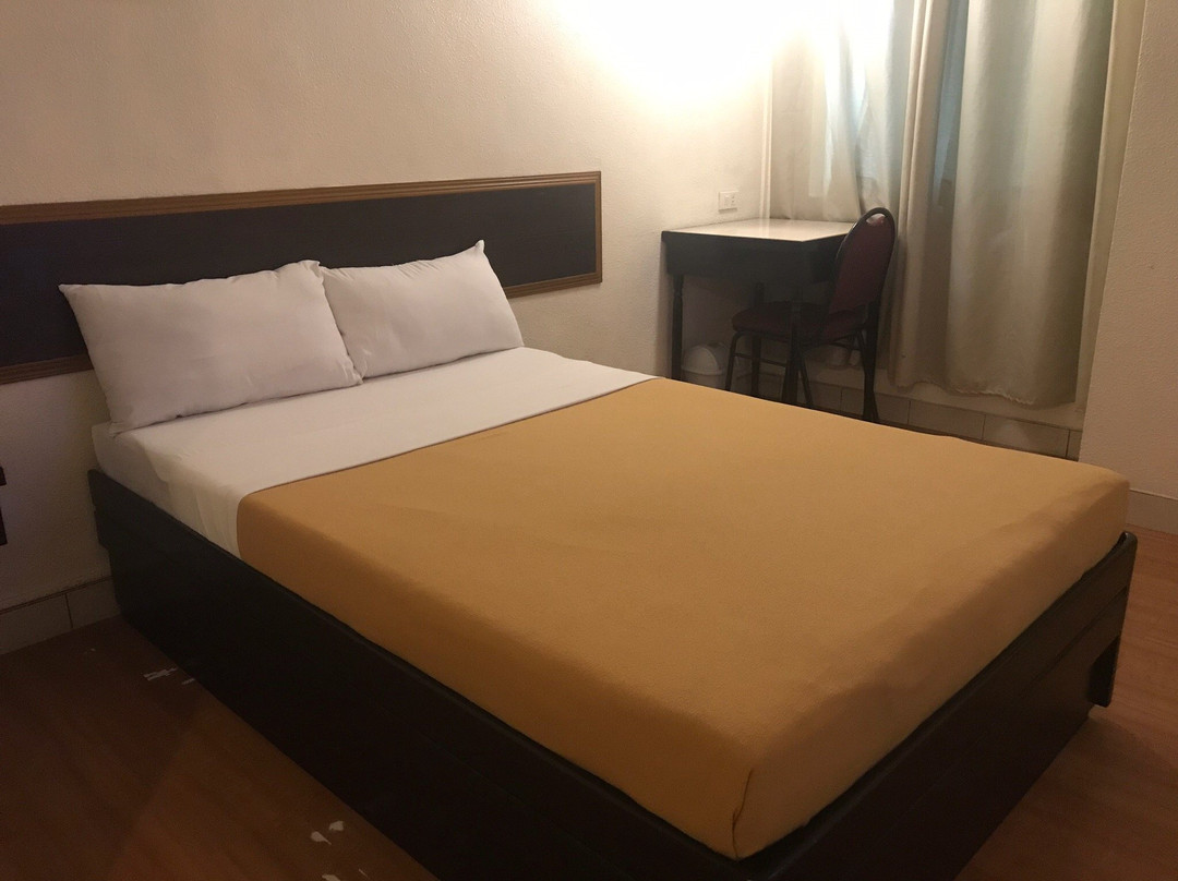 伊洛伊洛城大酒店主图