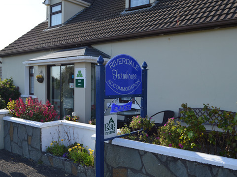 Knockagulla酒店住宿-Riverdale Farmhouse Bed & Breakfast