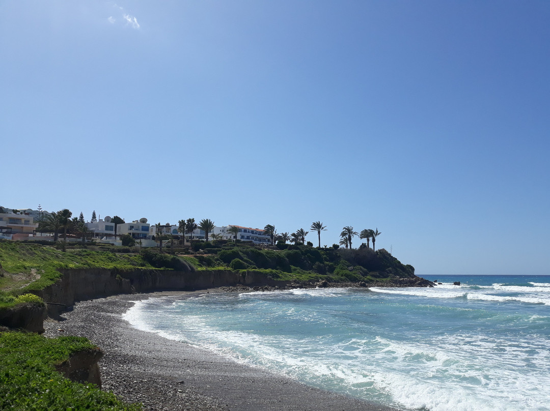 日落湾假日乡村酒店主图