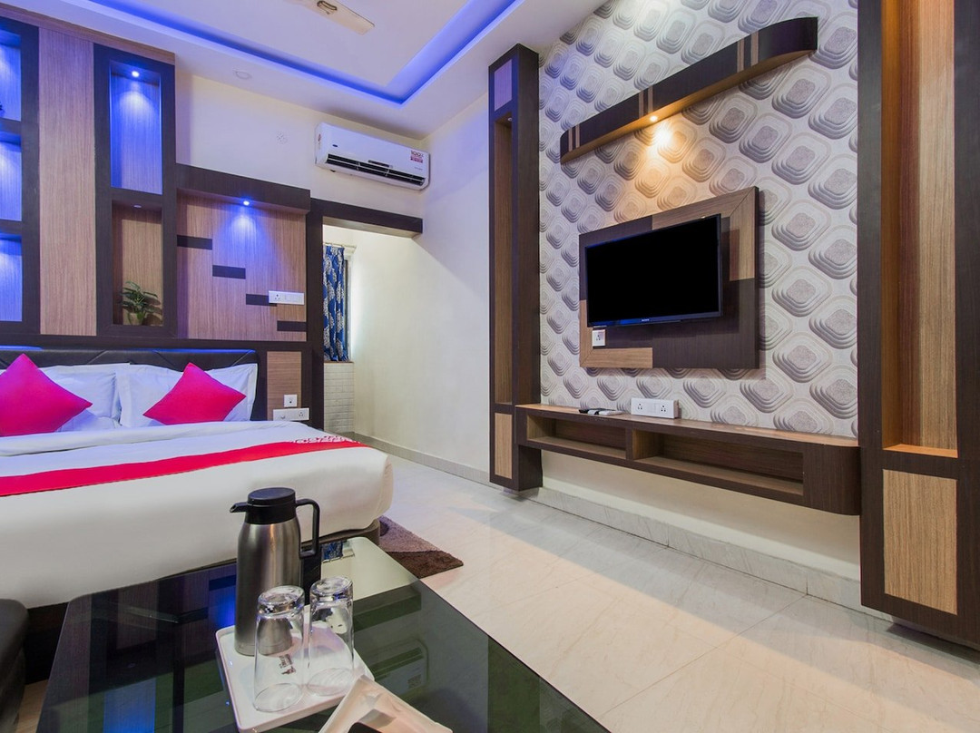 Capital O 27673 Hotel Embassy International主图