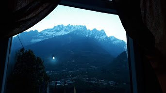 Tenzing Retreat主图