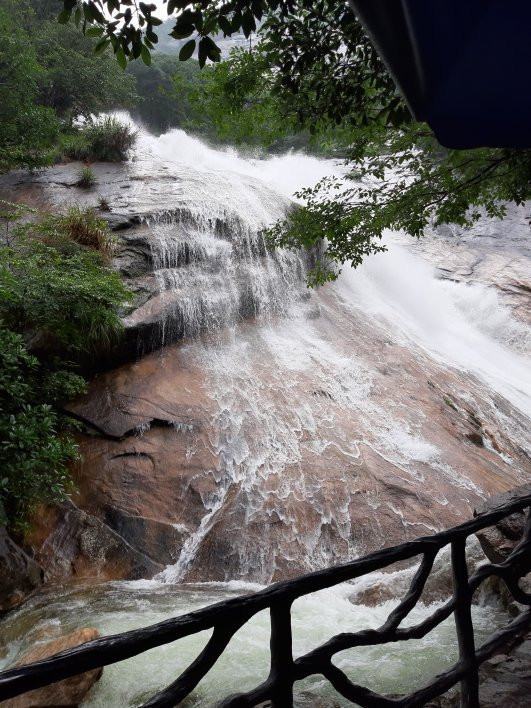 九龙瀑景区-黄山市必去景点