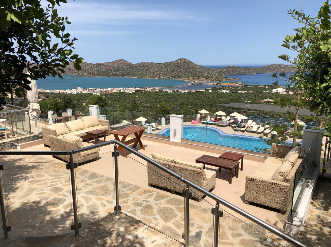 艾隆达居住酒店主图