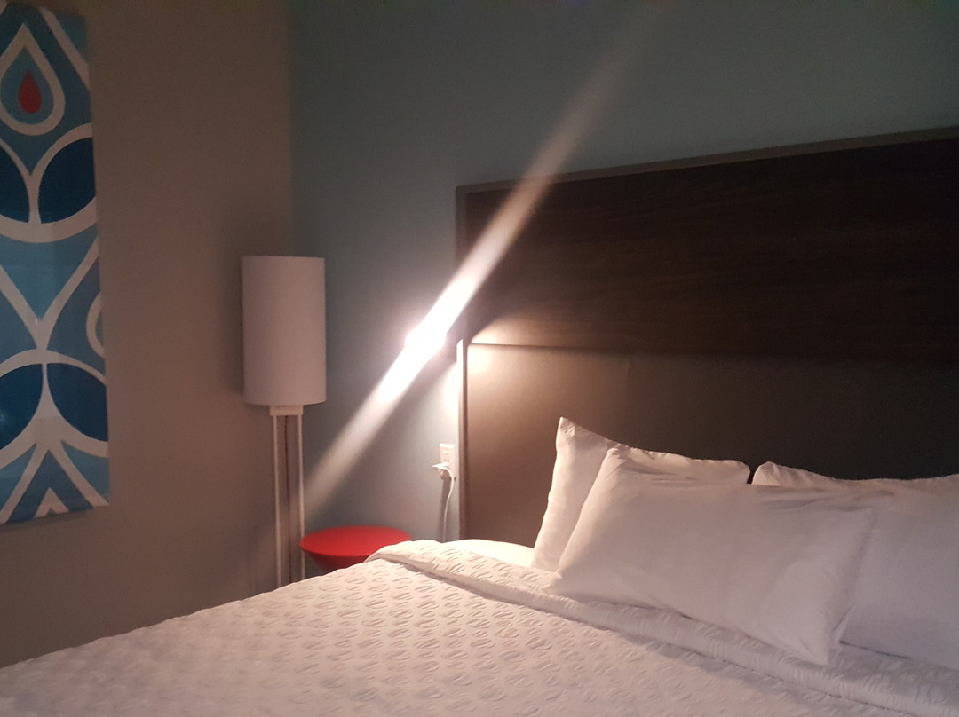 Tru by Hilton Lake City主图