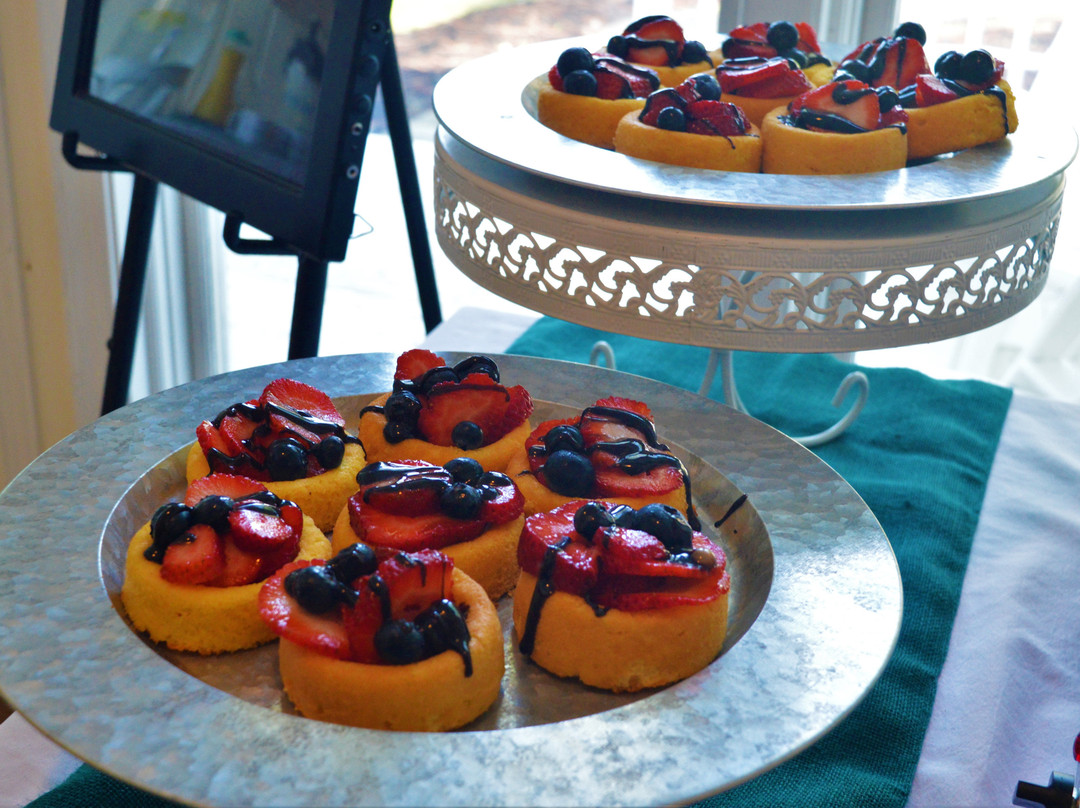 Meris Gardens Bed & Breakfast主图