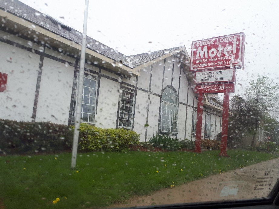 Cedar Lodge Motel主图