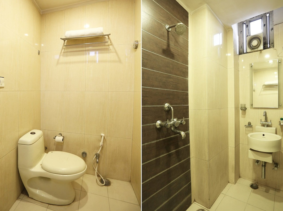 OYO 1807 Hotel Platinum Inn主图
