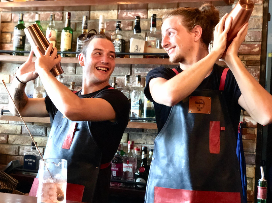 Pineapple C-岘港必去景点