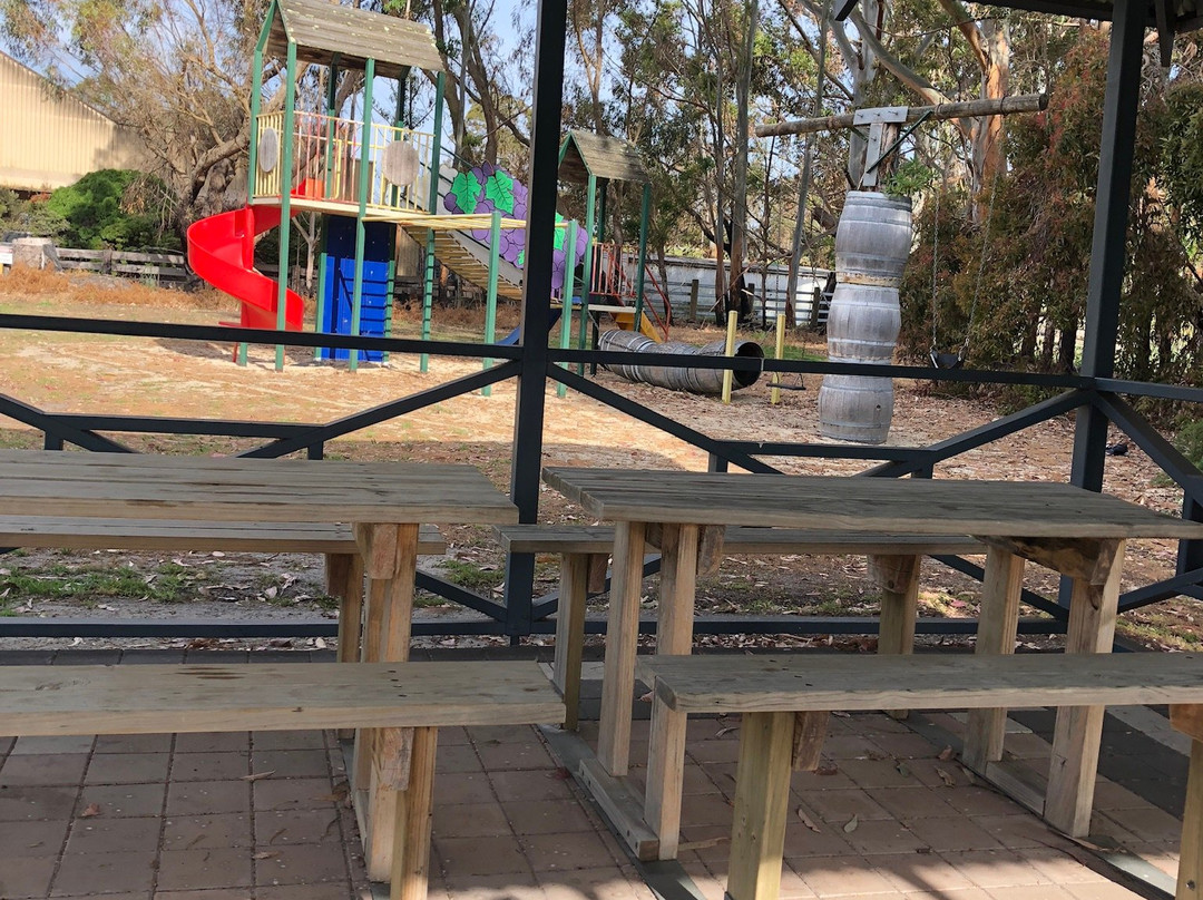 Wignalls Winery Cellar Door & Gourmet Gifts-奥尔巴尼必去景点