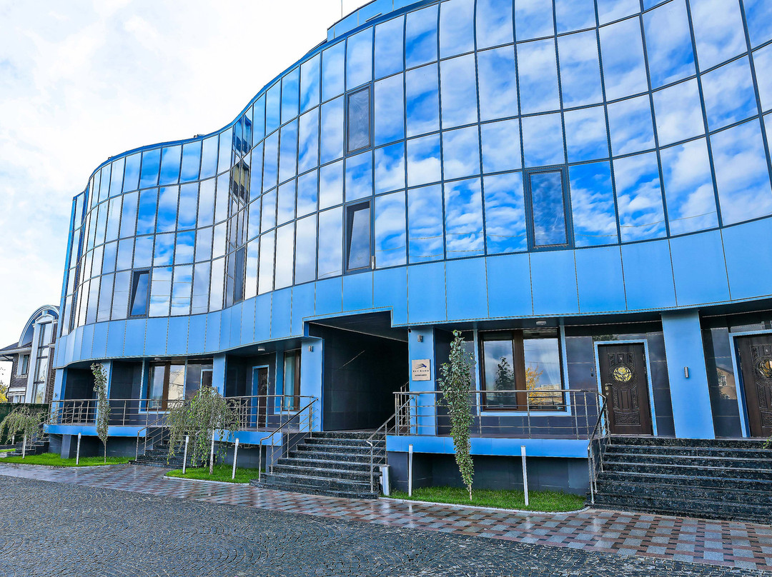 SKY RIVER Club Complex