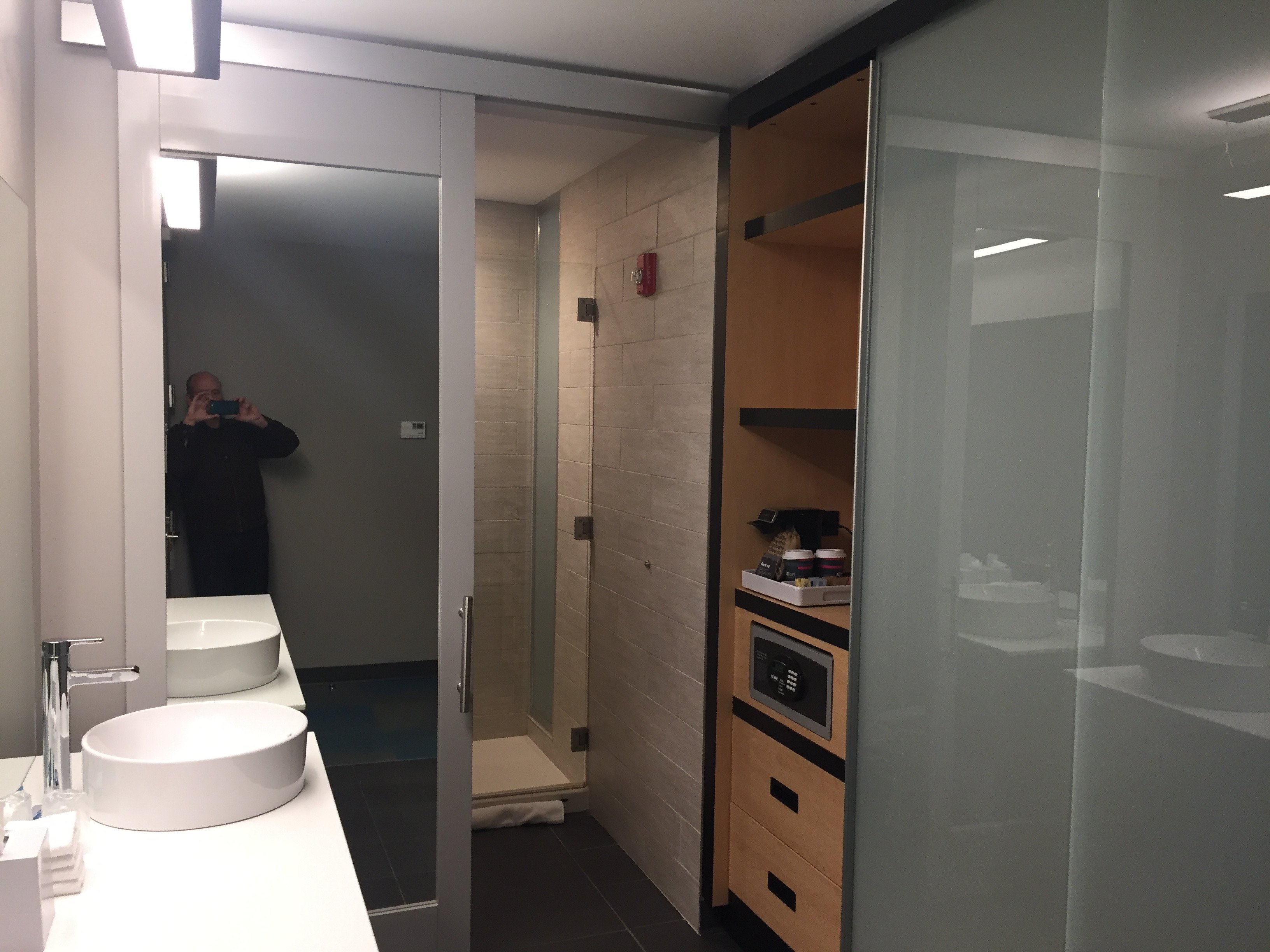 Aloft Columbia Downtown-浴室