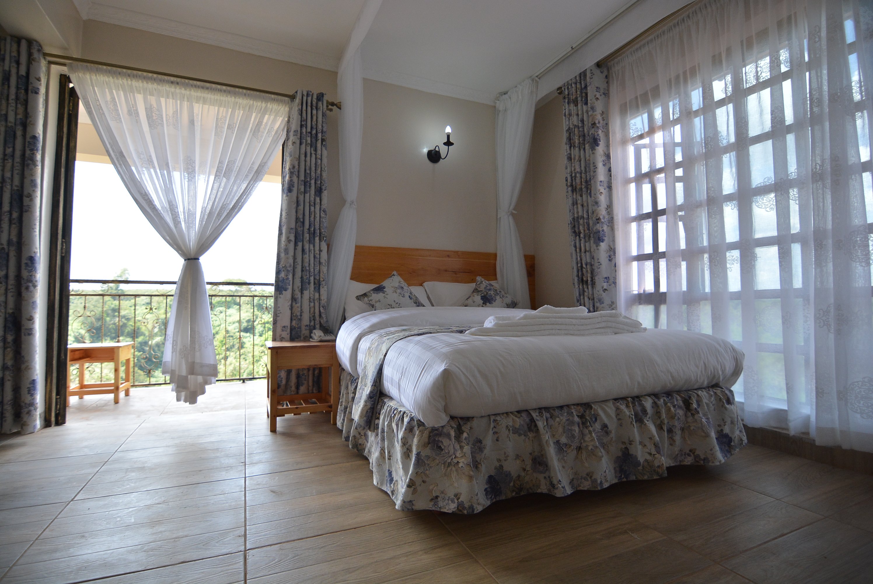 Bubbles Hotel-官方