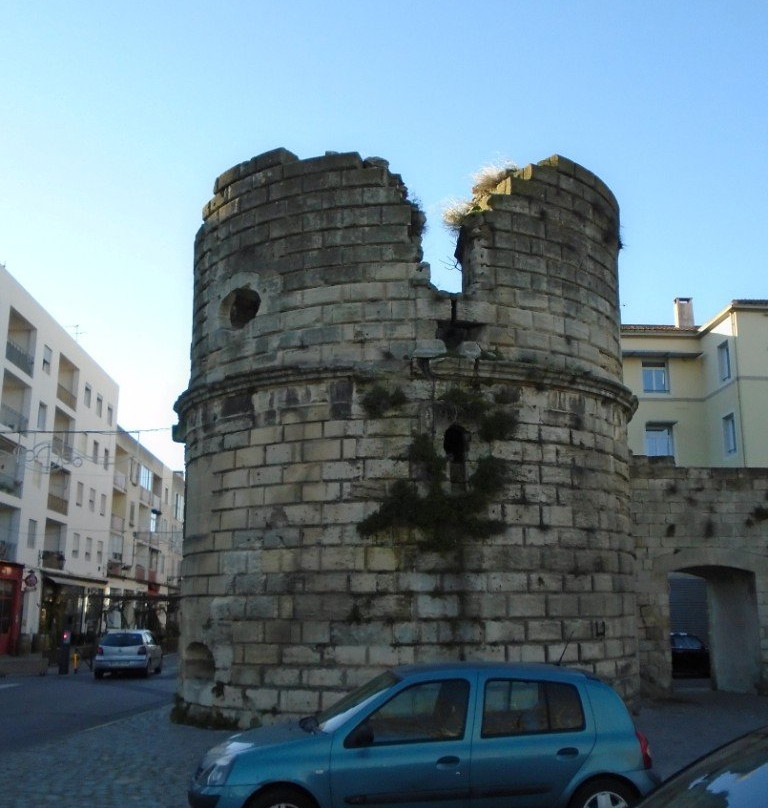 Porte de la Cavalerie景点图片