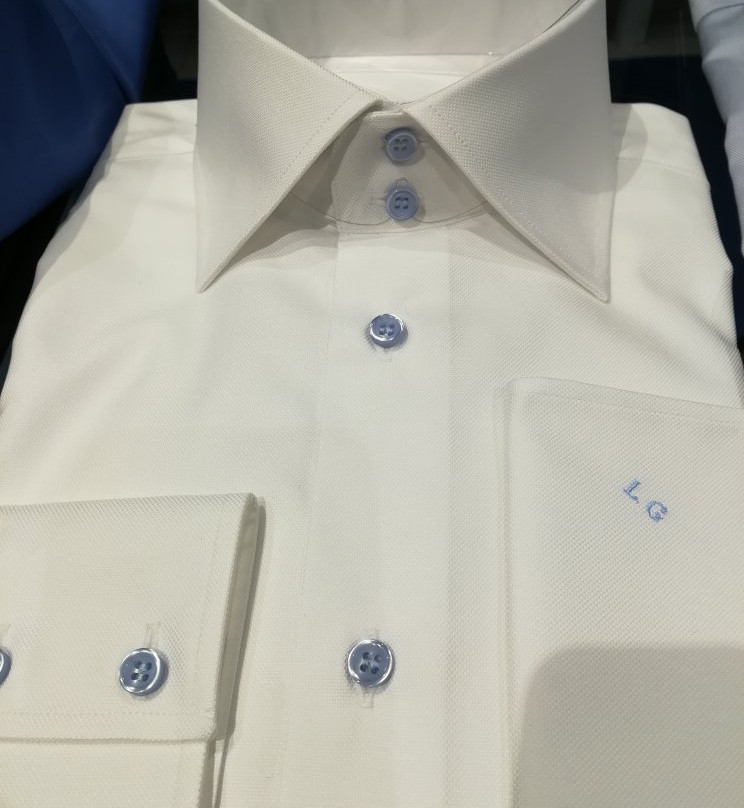 m&m camicie su misura景点图片
