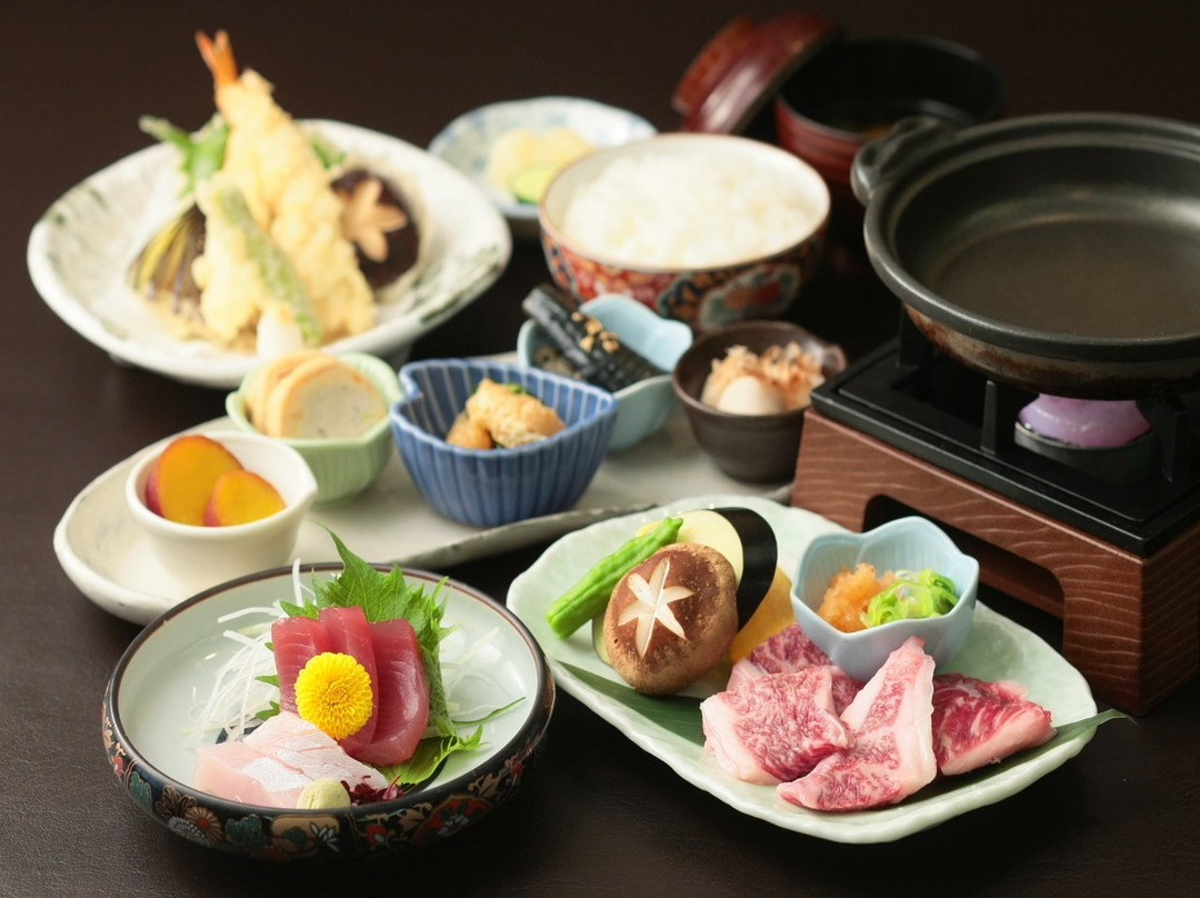 新指挥官酒店主图