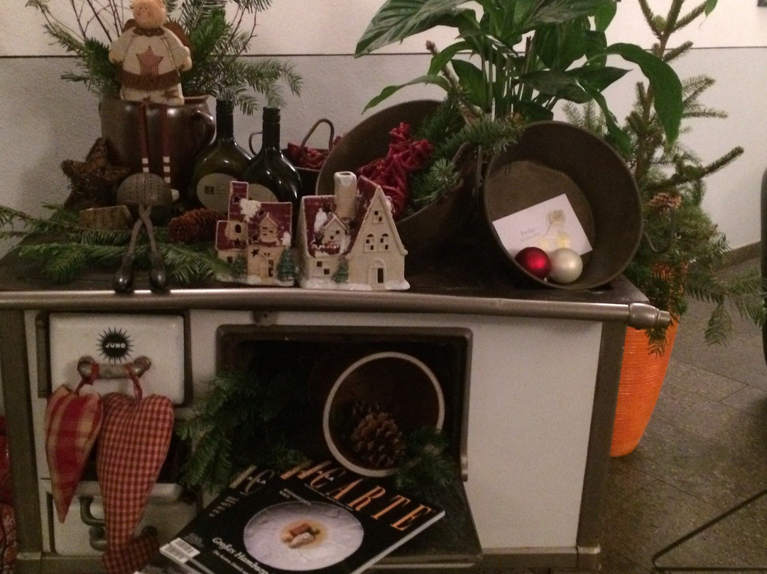 Rotes Ross Marktbergel主图