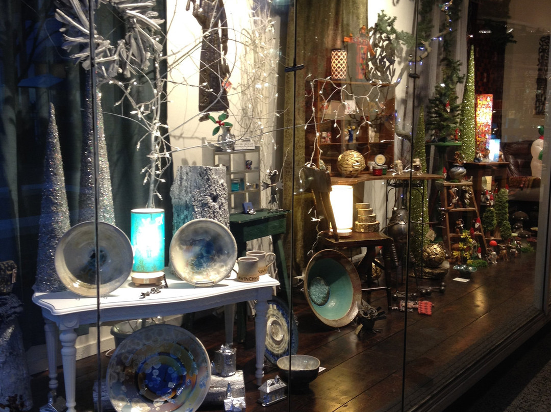 Handworks Gallery景点图片