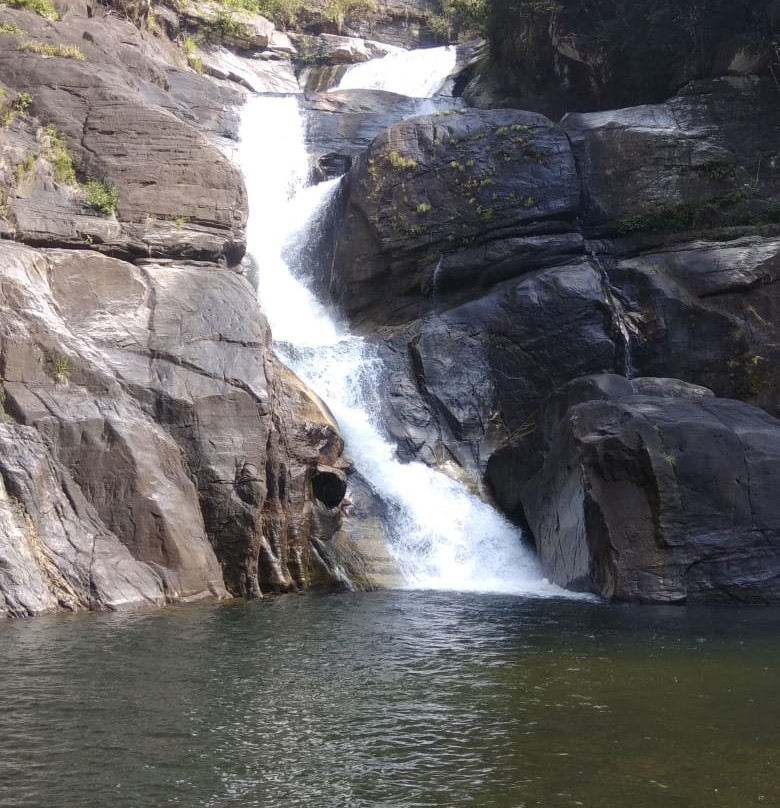 Meenmutty Waterfalls景点图片