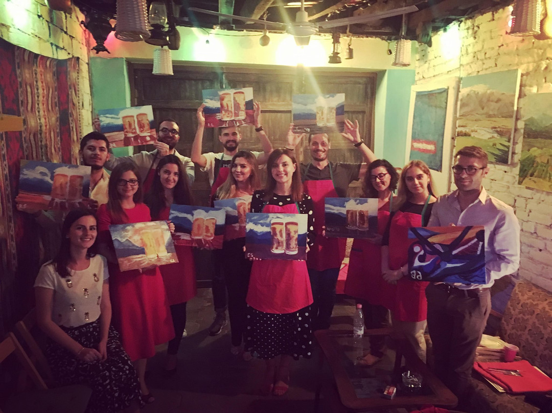 Telajo & Vere or Paint & Wine Albania-地拉那必去景点