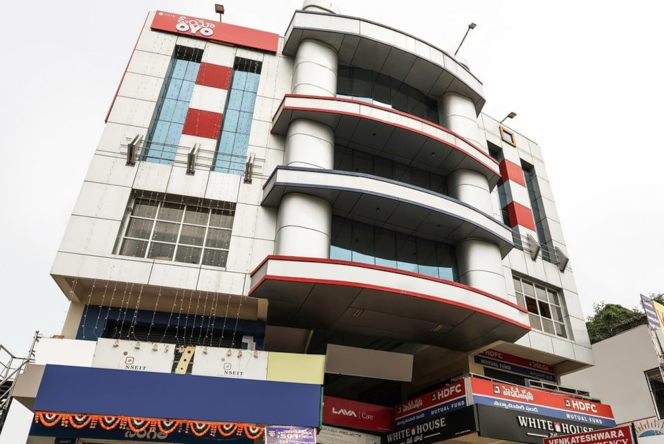Venkateshwara Mitra Residency主图