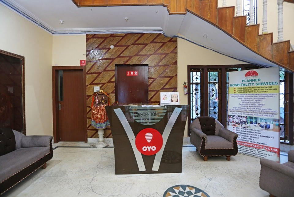 OYO 10510 Village Inn主图