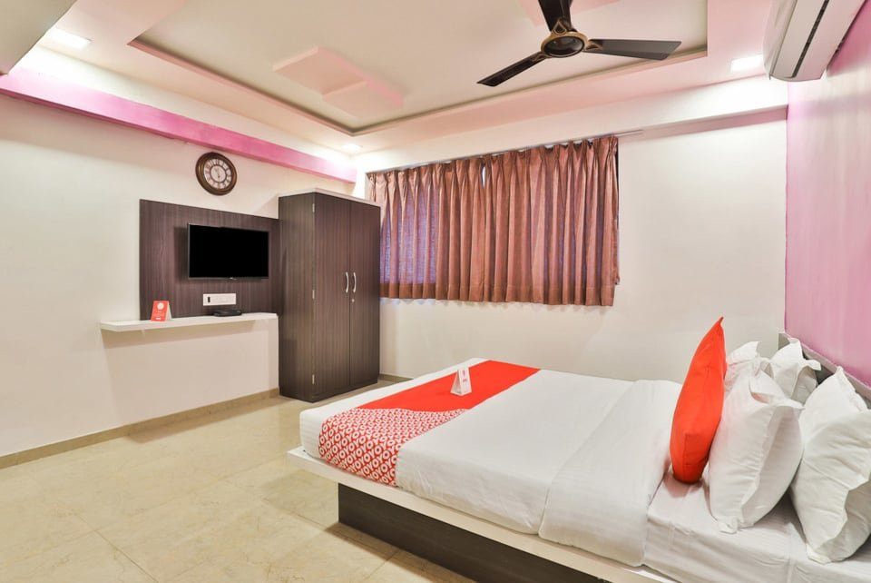 OYO 11557 Hotel Maharaja Palace主图