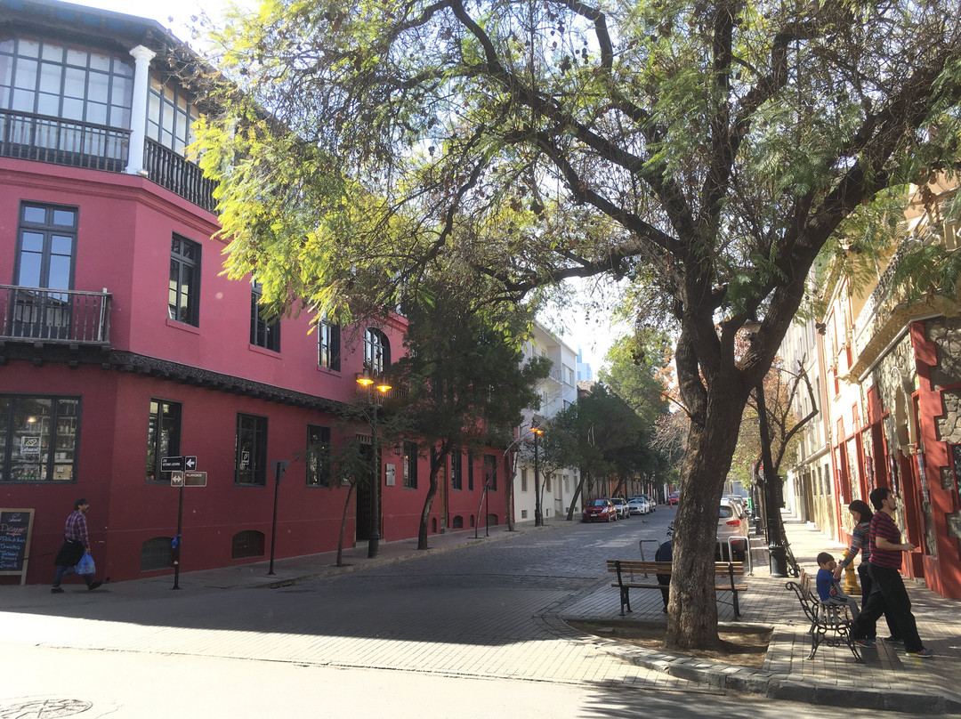 Galeria Lastarria-圣地亚哥必去景点