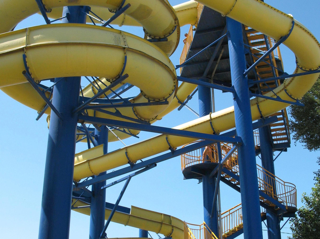 Water Park Laskovy Bereg景点图片