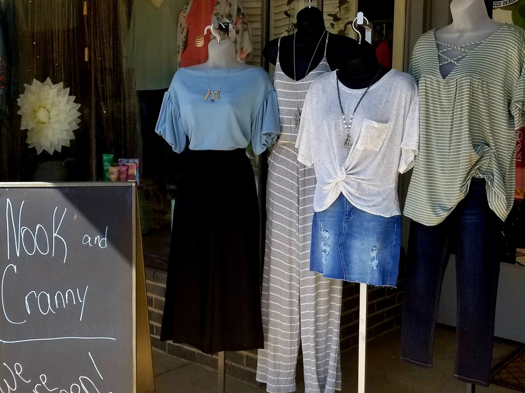 Nook & Cranny Gifts and More-Waldron必去景点