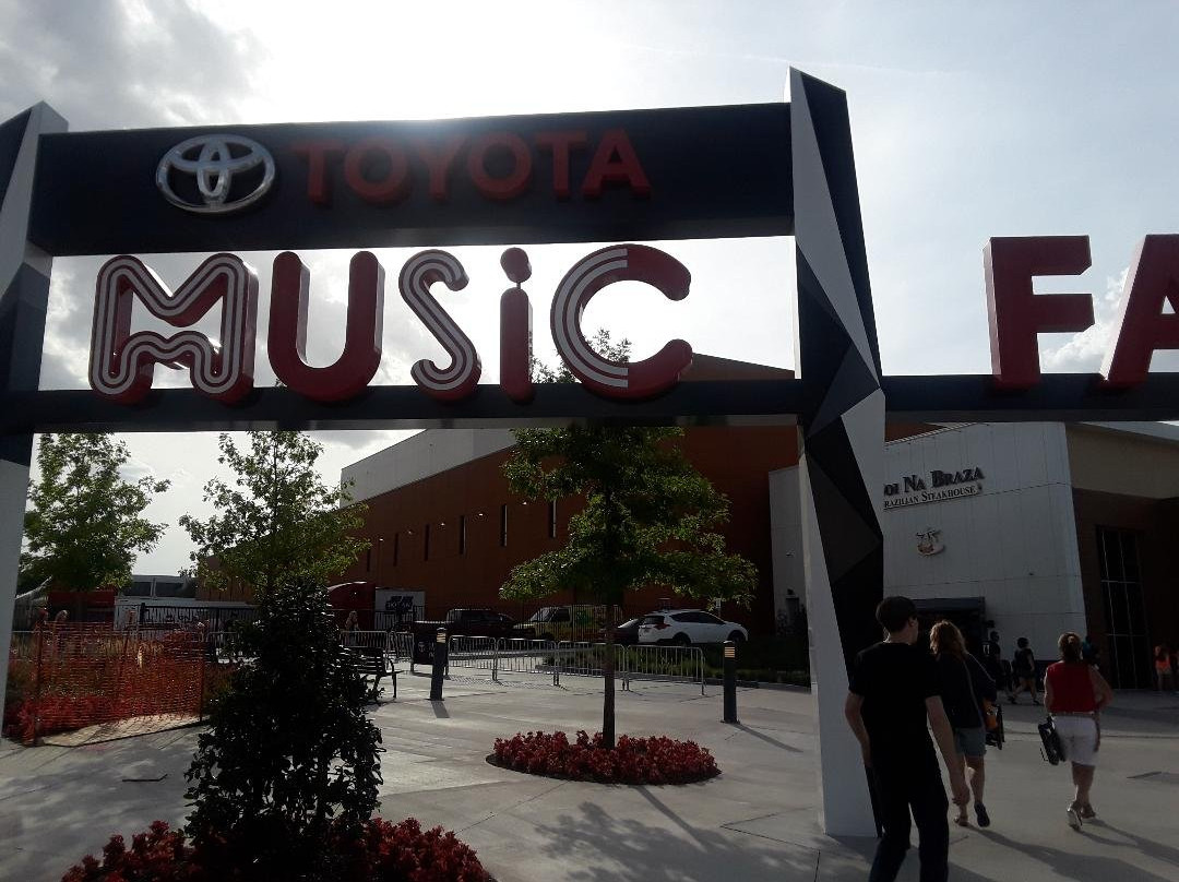 Toyota Music Factory-欧文必去景点