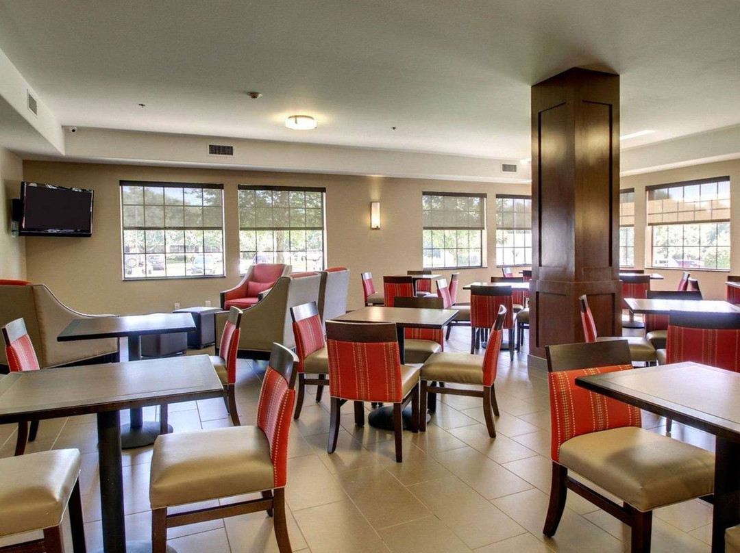 Comfort Suites Tyler South主图