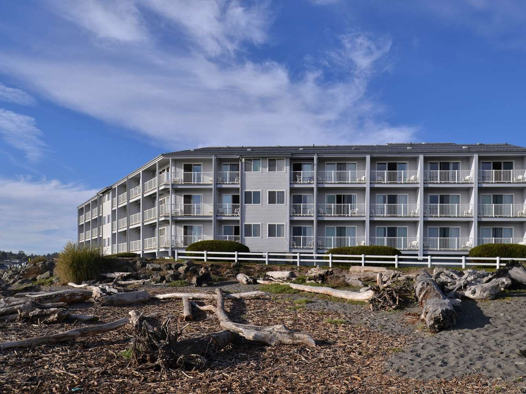 Beachfront Inn主图